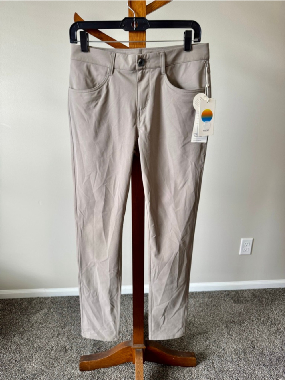 Men's Vuori Meta™ Pant Athletic Slim Fit 28x30" in Mocha NWT - Picture 5 of 16